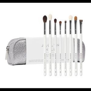 Jaclyn hill eye brush set